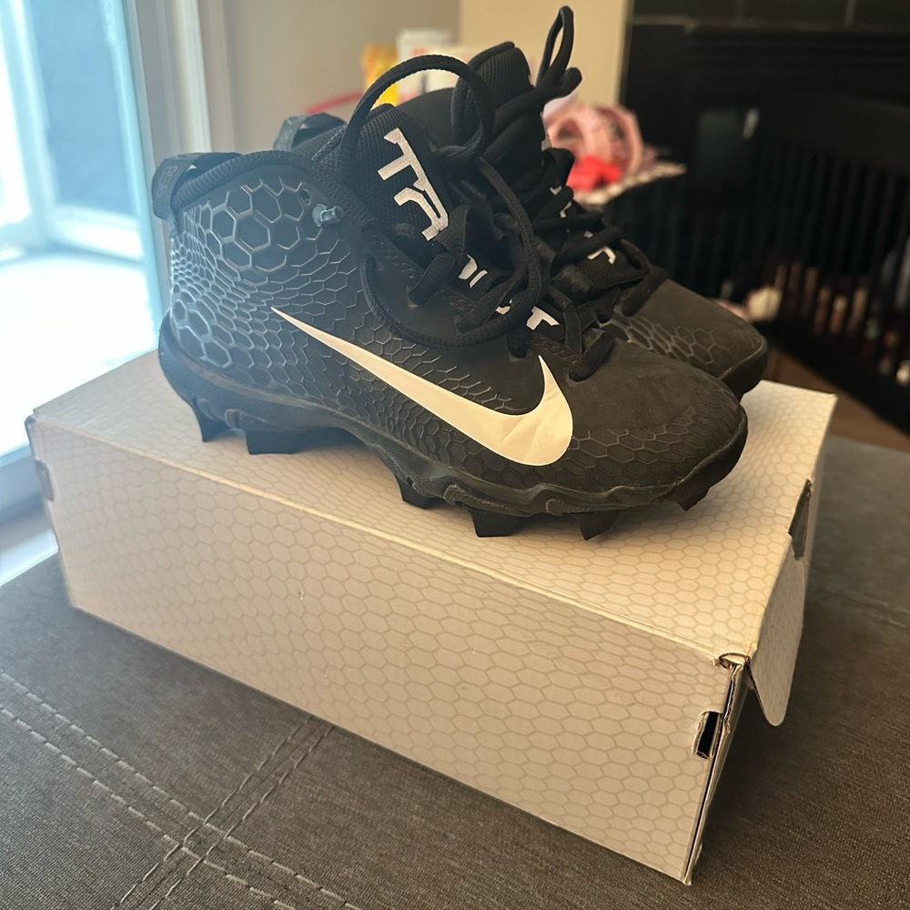 Nike baseball cleats